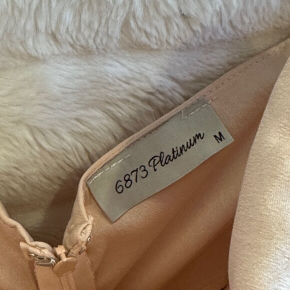 Elegant Strapless Pink Dress - Picture 2 of 8